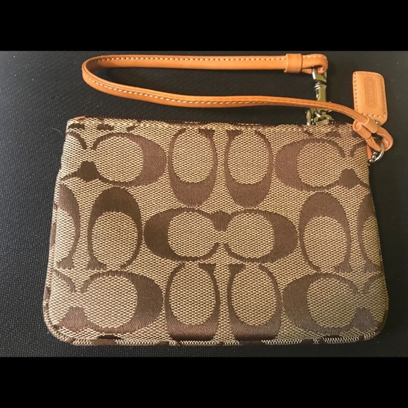 Coach Wristlet - Picture 2 of 2